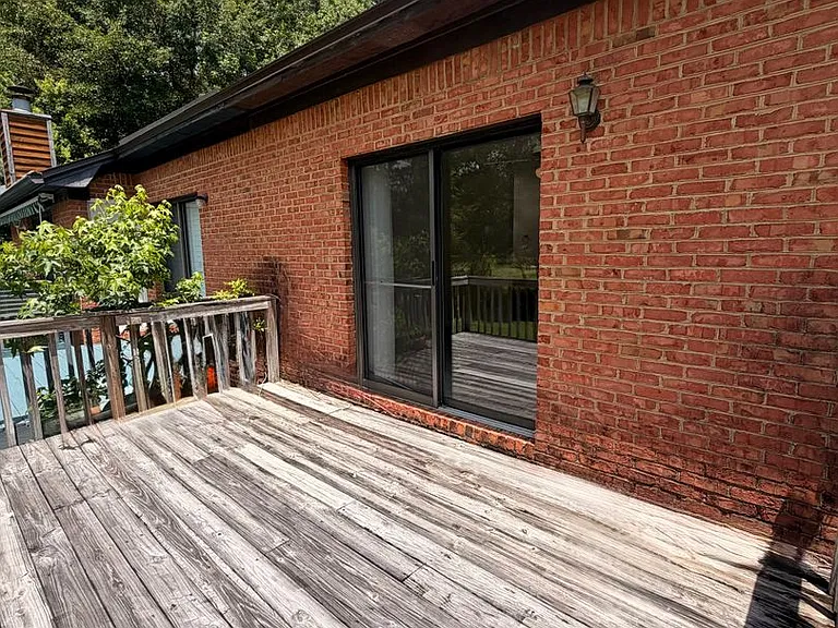 4414 Stratfordshire Ct — Photo 3