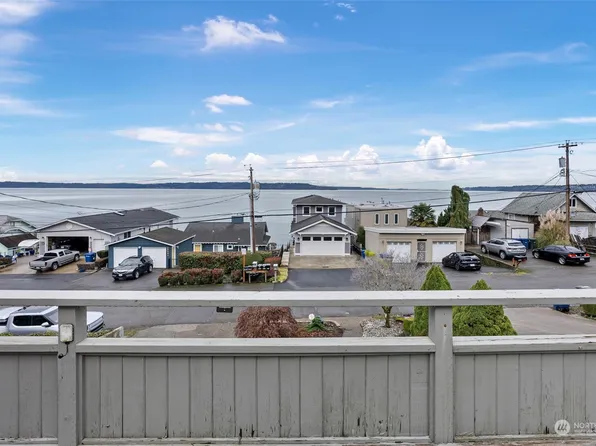 28446 S Sound View Drive, Des Moines, WA 98198