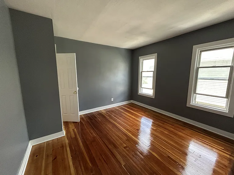37-39 Wilmont St #2 — Photo 9