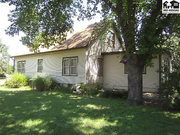 2nd image of 2629 N Adams St