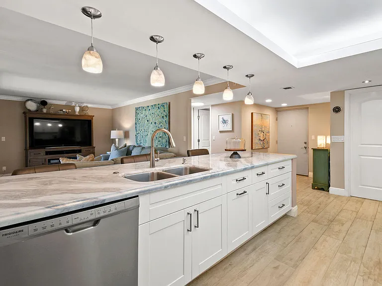 950 Egret Cir #5108 — Photo 8