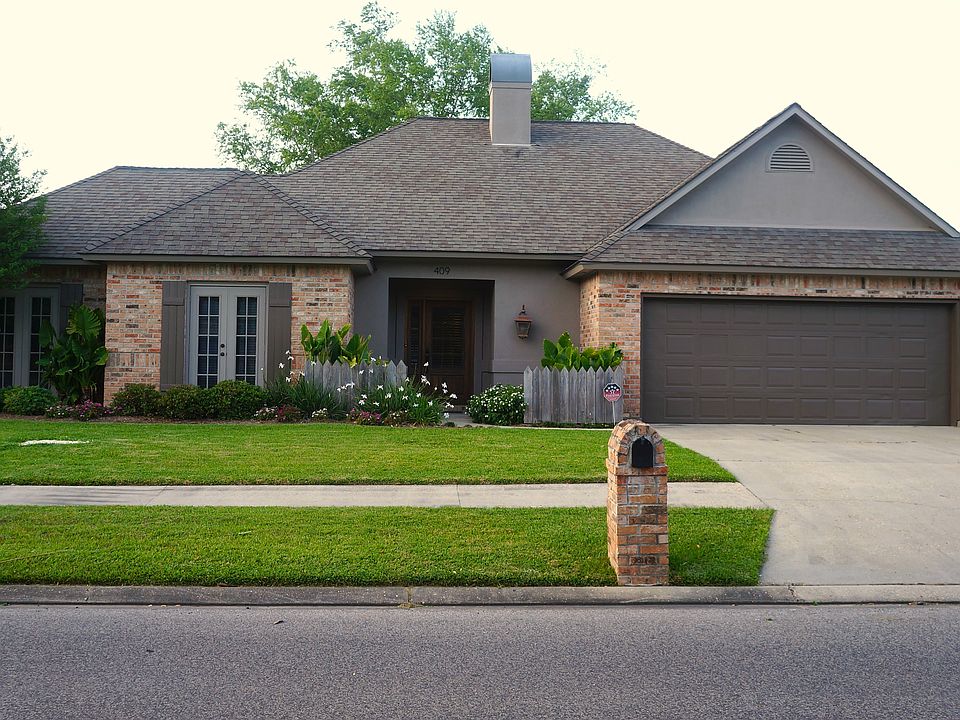 1st image of 409 Cypress Cv