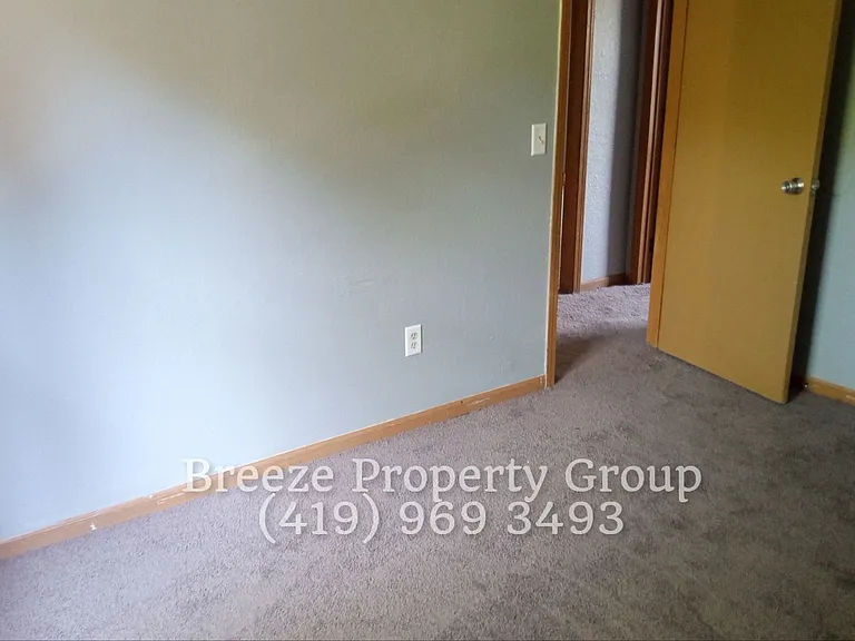 1449 N Superior St — Photo 4