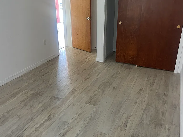 404 Albee Rd — Photo 5