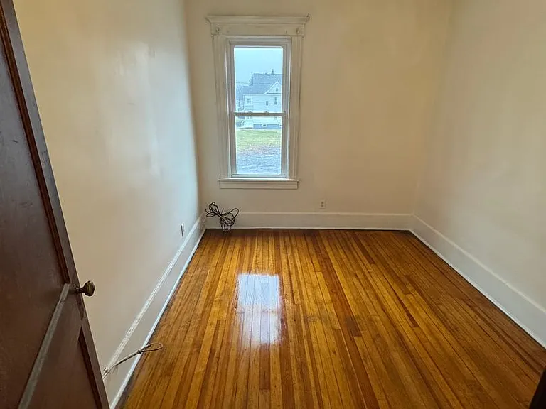 207 Church St — Photo 15