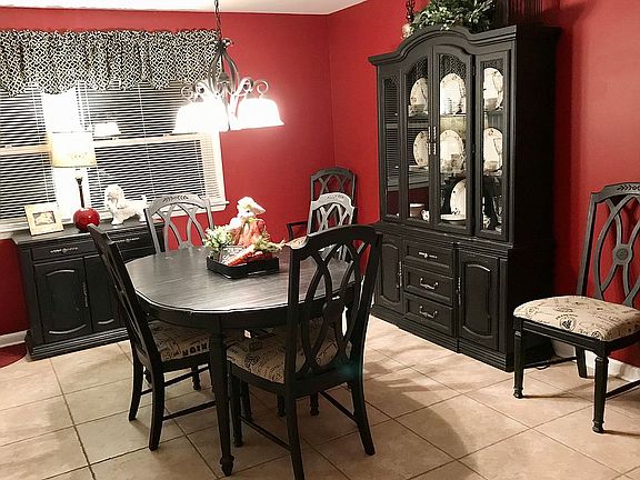 4th image of 214 Twin Hills Dr