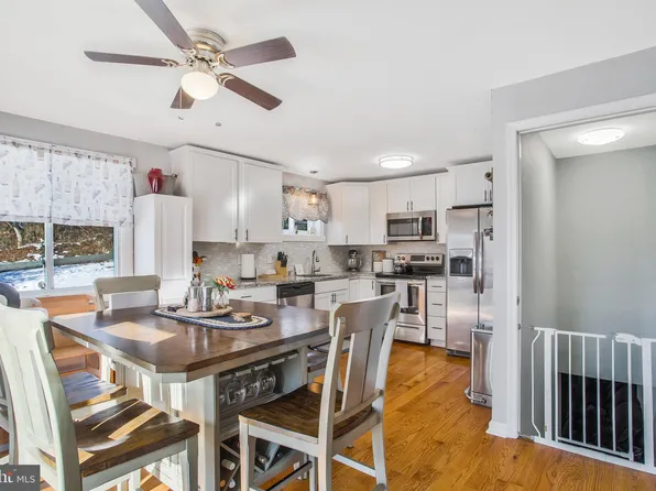 10015 Kirksville Ln, Dunkirk, MD 20754