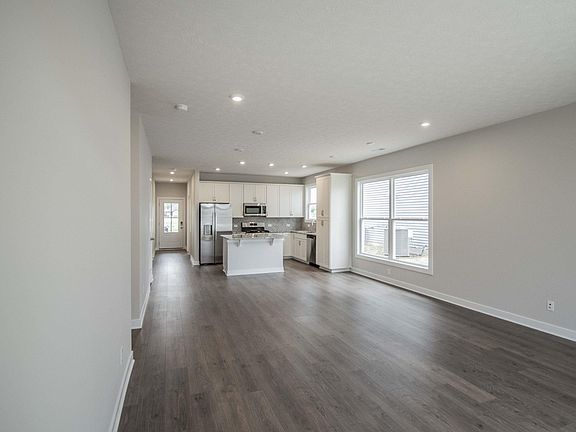 5th image of 4684 Jackson Dr