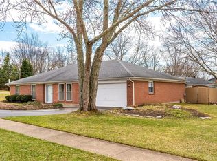 9615 S Normandy Ln, Dayton, OH 45458