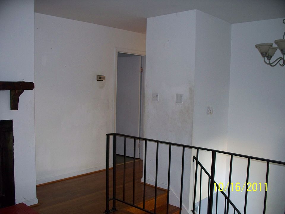 2nd image of 6807 Locust St