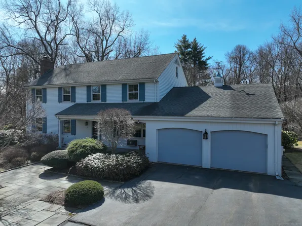 3 Manor Lane, West Hartford, CT 06107