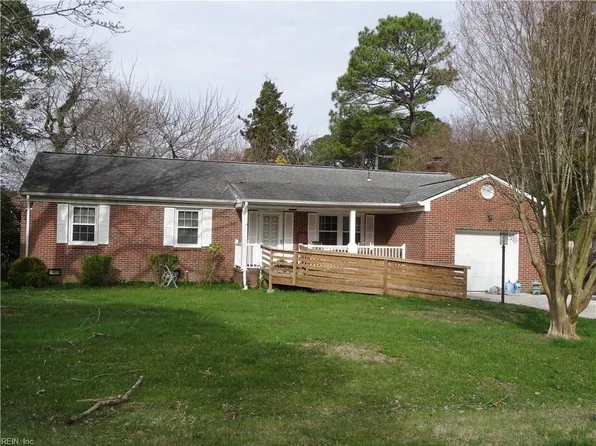 113 Moone Dr, Smithfield, VA 23430