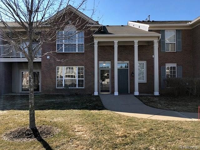 1st image of 3106 Chesapeake Cir #1
