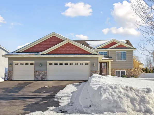 31703 Meadowlark Ln, Lindstrom, MN 55045