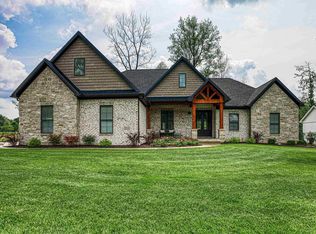 1614 Victoria Woods Dr, Boonville, IN 47601