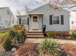 6211 Dartworth Dr, Parma, OH 44129
