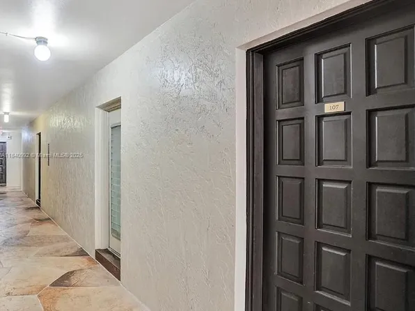 6001 N Falls Circle Dr APT 107, Fort Lauderdale, FL 33319