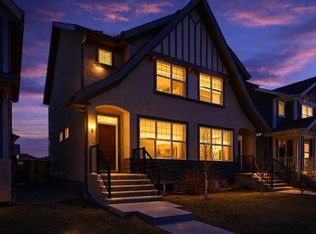 48 W Magnolia Parade SE, Calgary, AB T3M 3E5
