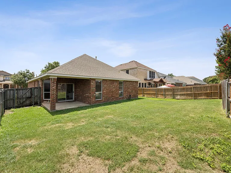 3224 Porma — Photo 22