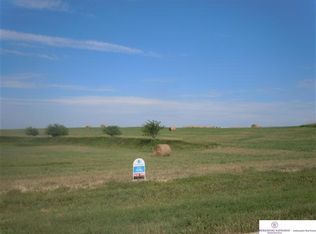 10679 231st St, Gretna, NE 68028