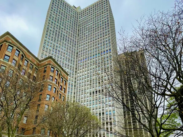 2626 N Lakeview Ave APT 1508, Chicago, IL 60614