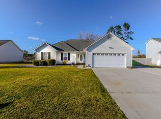 613 Fox Ridge Ct, Havelock, NC 28532