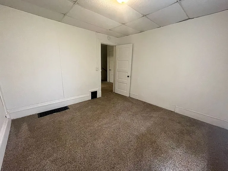 1901 E Superior St — Photo 7