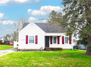 1293 Dover Ave, Akron, OH 44320