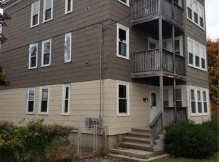 228 Valley St, Woonsocket, RI 02895