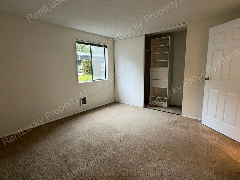 12510 NE 117th Pl #B3 — Photo 15