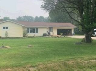 12303 Torrey Rd, Fenton, MI 48430