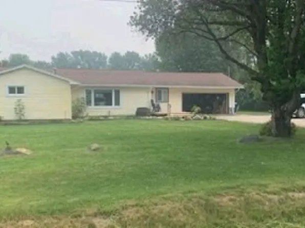12303 Torrey Rd, Fenton, MI 48430
