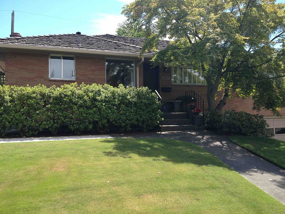 2nd image of 4257 NE 74th St