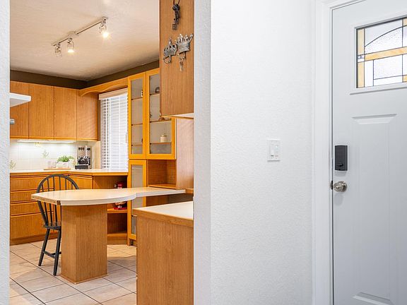 5th image of 1421 Cimarron Ave