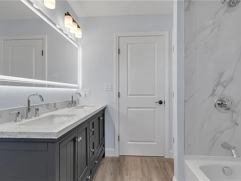 10 Anthony Ave #2 — Photo 5