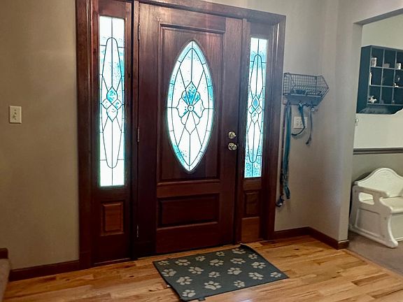 4th image of 2 Dogwood Ln