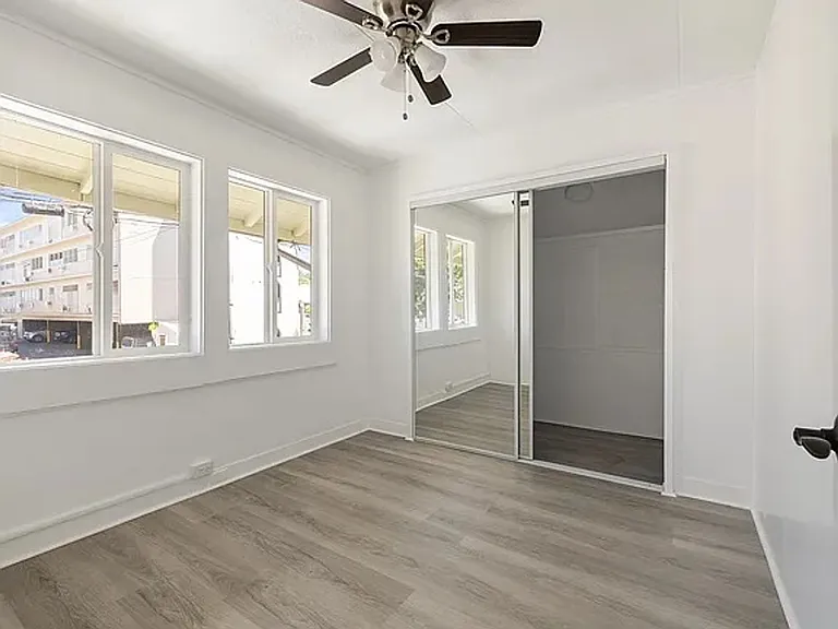718 Kamuela Ave — Photo 6