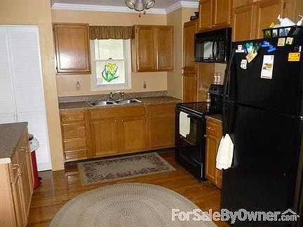 Kitchen
						:
						New appliances