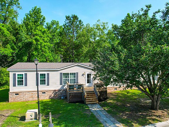 3rd image of 320 E Poplar Branch Dr