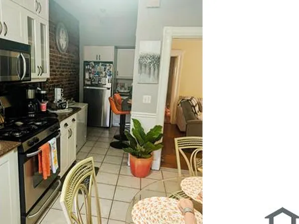 33 Page St, Revere, MA 02151