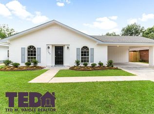 107 Winsor Dr, Lafayette, LA 70507