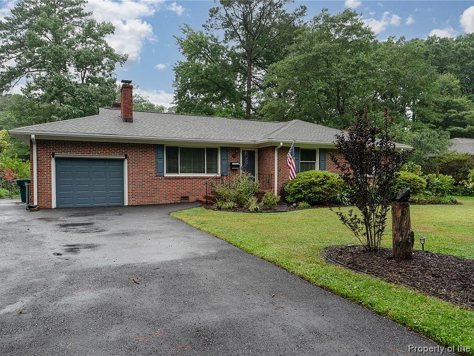 1st image of 303 Longwood Dr