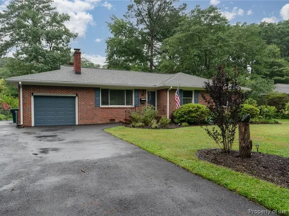 303 Longwood Dr, Newport News, VA 23606
