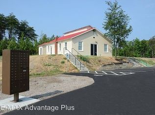 8832 Abilene Rd APT U, Farmville, VA
