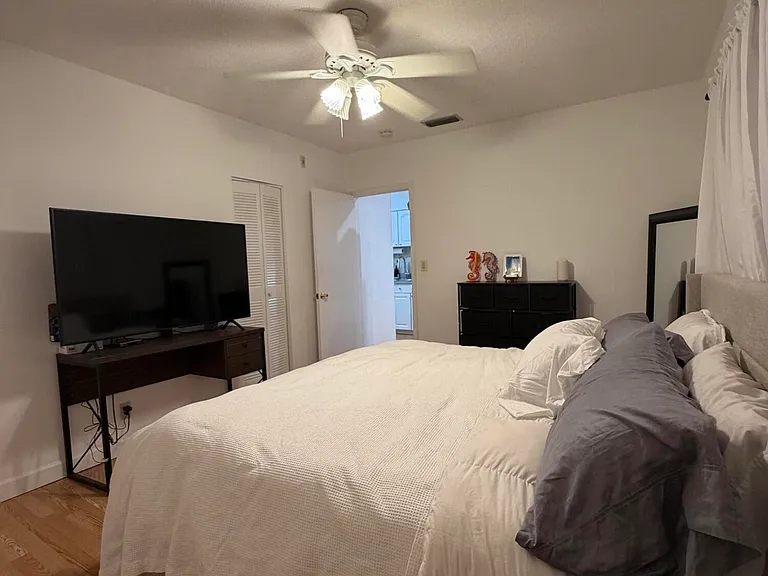 1300 N 17th Ave #206 — Photo 18