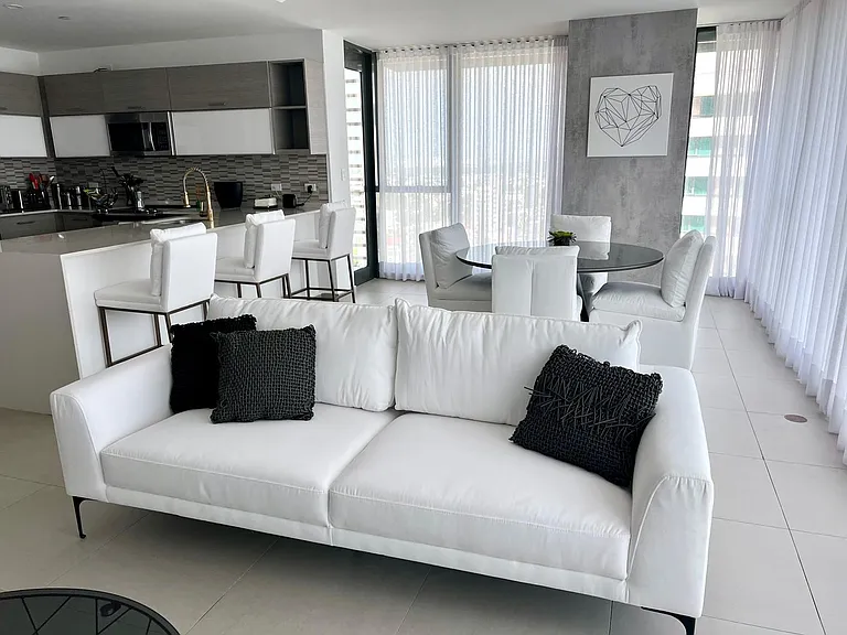1511 Avenida Ponce De Leon #1000 — Photo 4