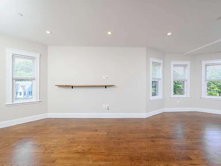 24 Mount Ida Rd #2 — Photo 8