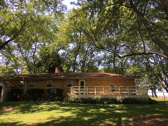 3rd image of 2706 Maplewood Ave