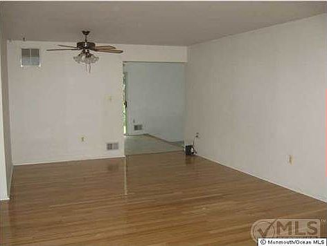 3rd image of 1171 Cecil Ct