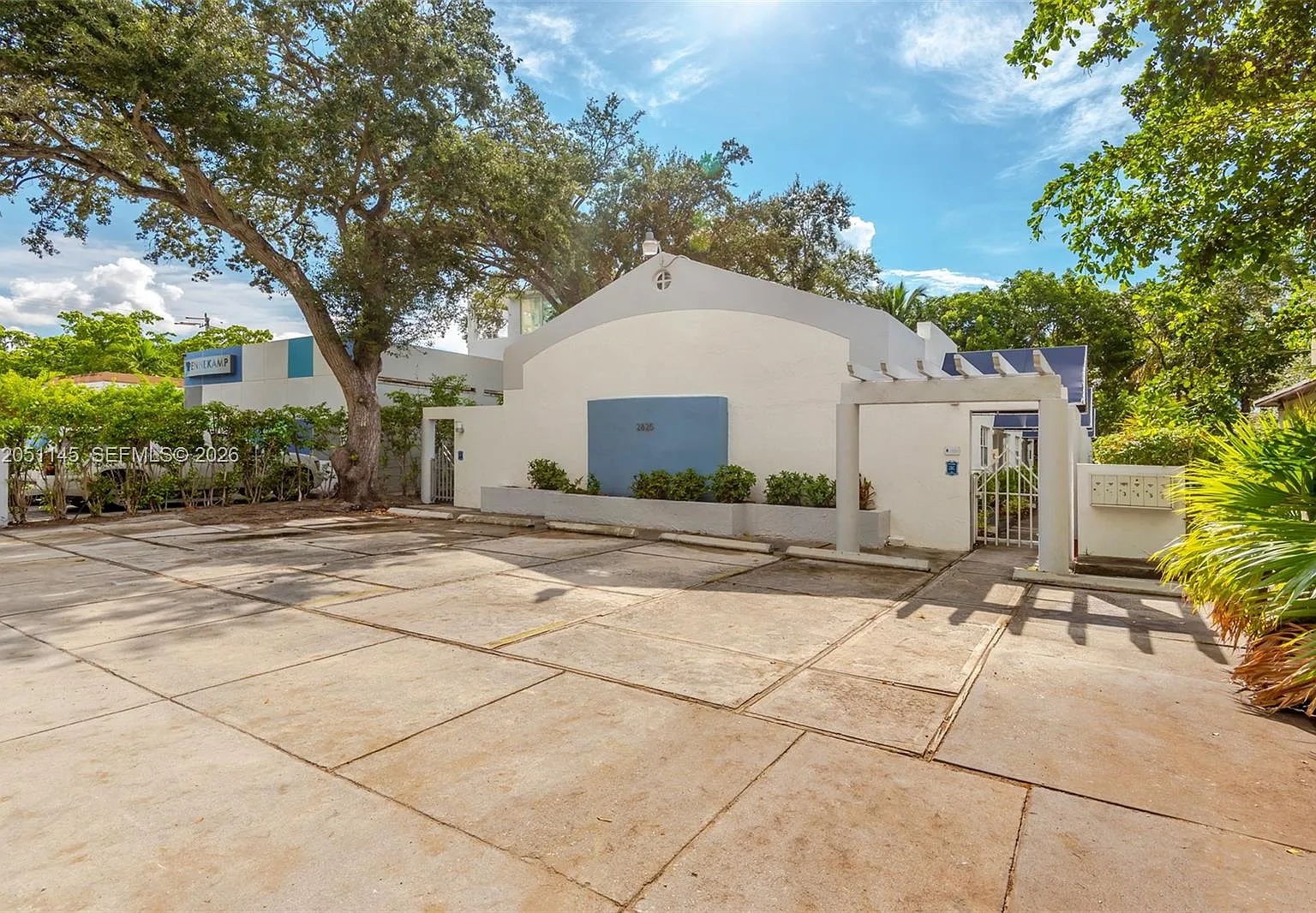 Brickell Estates — Photo 2